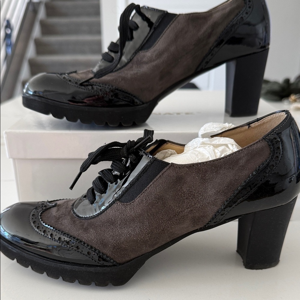 Elegant Black and Gray Women's Heeled Shoes